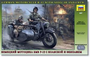1/35 Scale German Motorcycle R12 With Sidecar & Crew - Plastic Model Kit